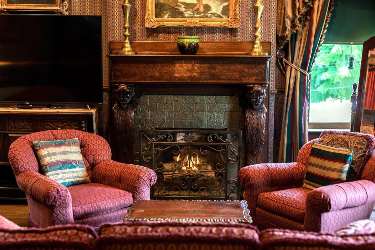 South Broadway Manor B&B - Near Fallingwater, Ohiopyle State Park, Hiking & Biking Trails Gap Scottdale Exteriér fotografie