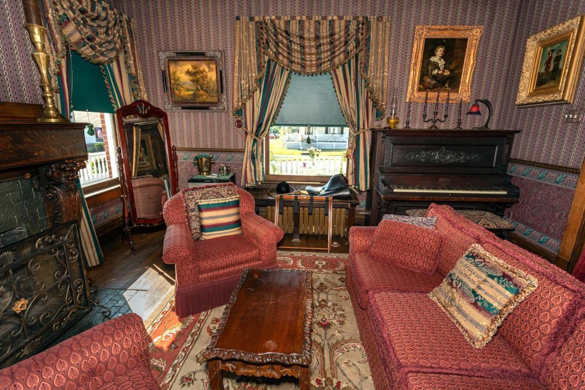 South Broadway Manor B&B - Near Fallingwater, Ohiopyle State Park, Hiking & Biking Trails Gap Scottdale Exteriér fotografie
