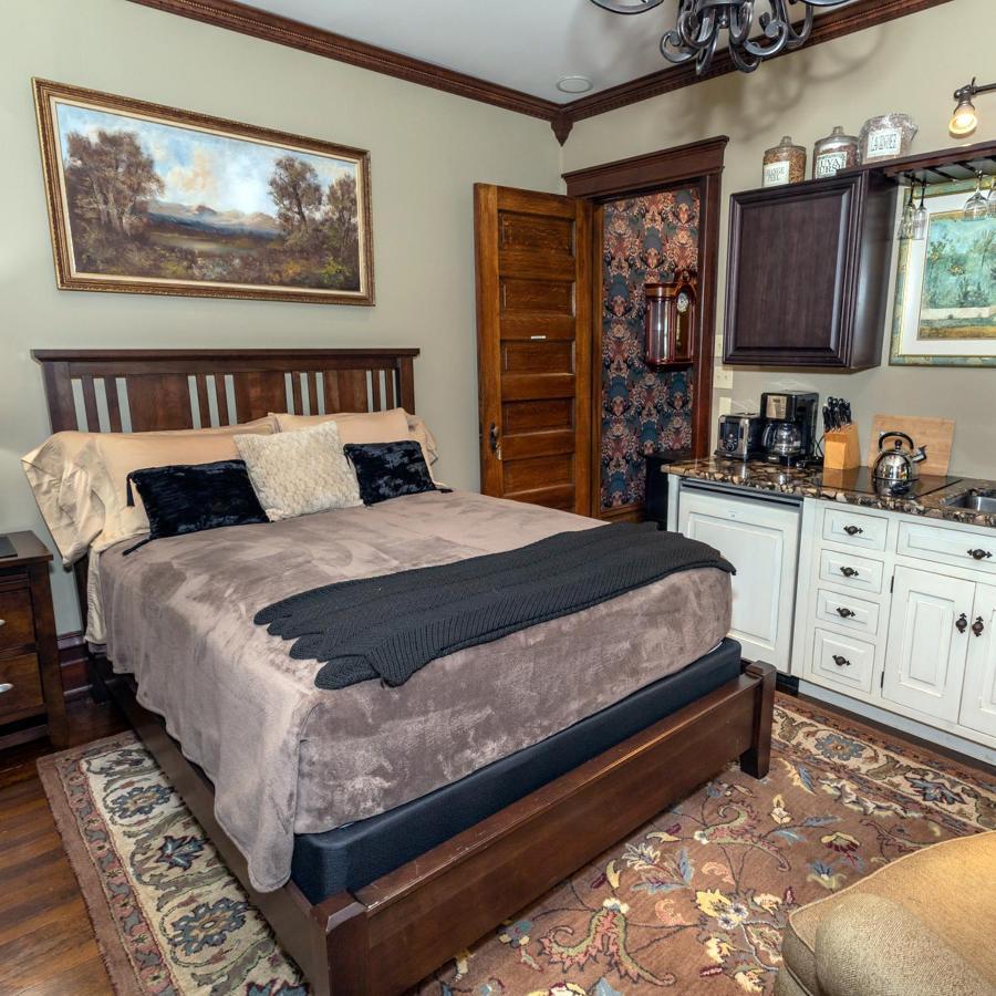 South Broadway Manor B&B - Near Fallingwater, Ohiopyle State Park, Hiking & Biking Trails Gap Scottdale Exteriér fotografie