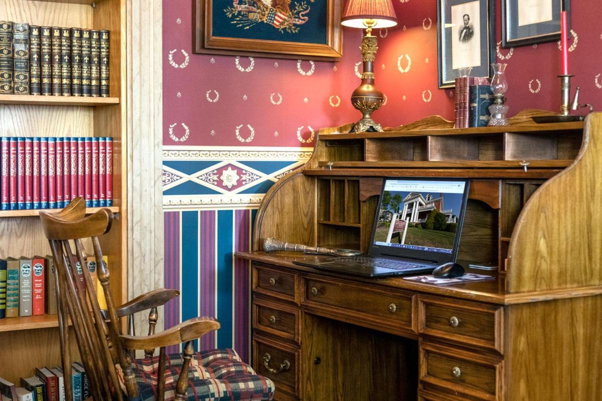South Broadway Manor B&B - Near Fallingwater, Ohiopyle State Park, Hiking & Biking Trails Gap Scottdale Exteriér fotografie