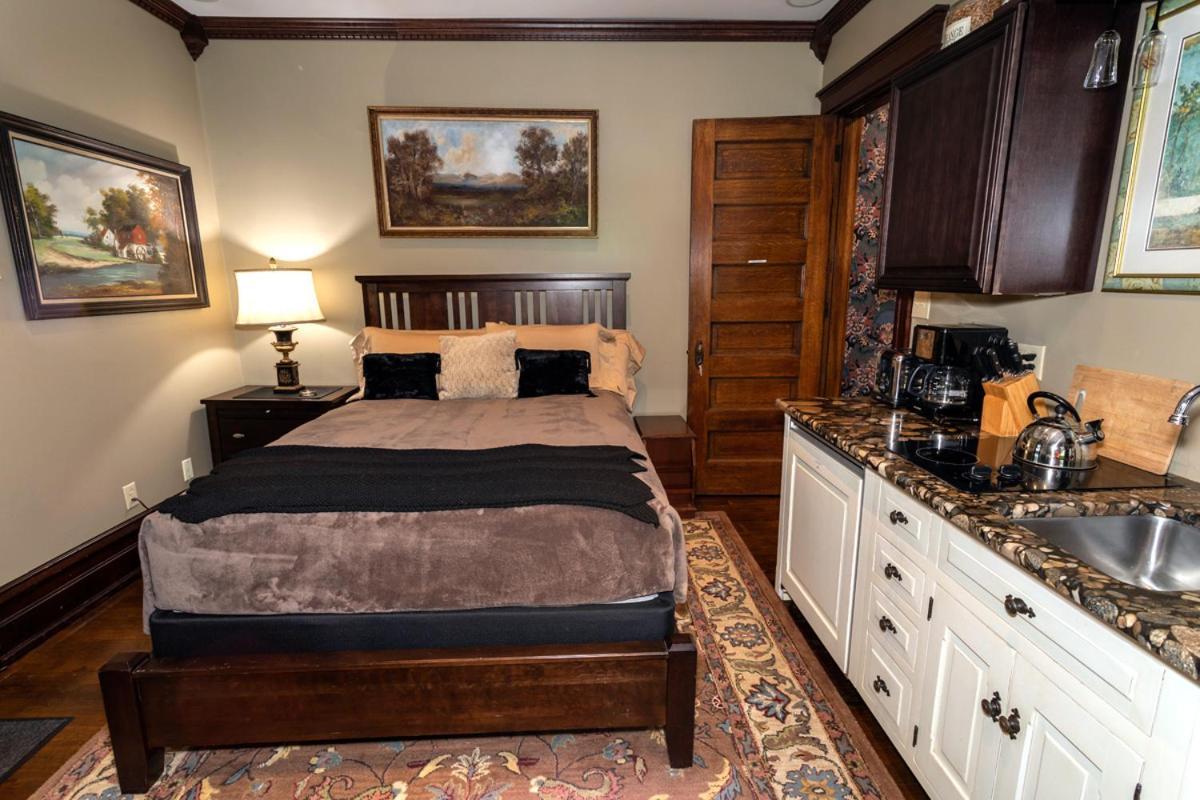 South Broadway Manor B&B - Near Fallingwater, Ohiopyle State Park, Hiking & Biking Trails Gap Scottdale Exteriér fotografie